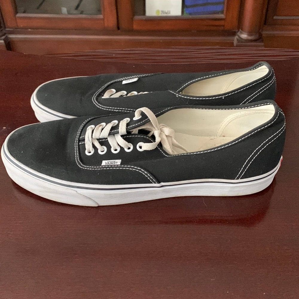 Black vans